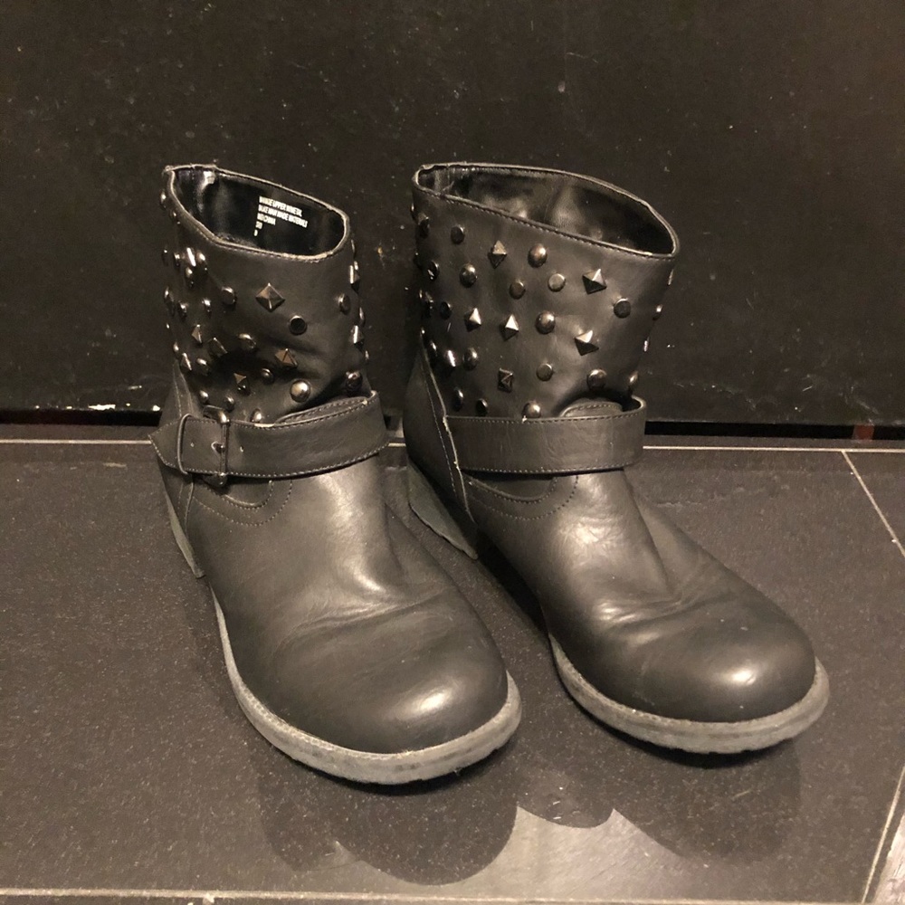 diba black studded moto boot